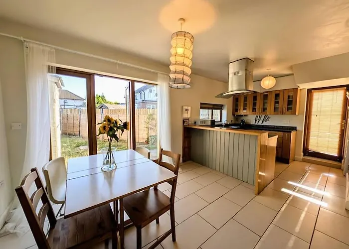 Semesterbostad Fiona's Perfect Retreat *