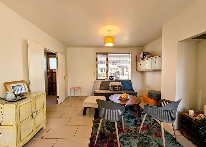 Fiona's Perfect Retreat