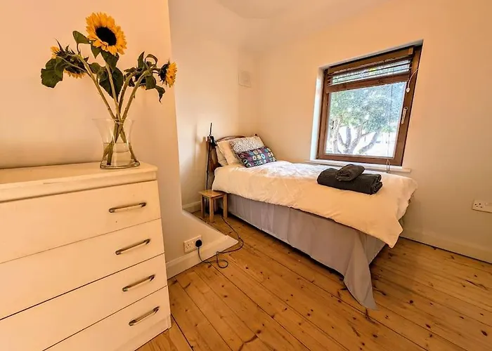 Fiona's Perfect Retreat *