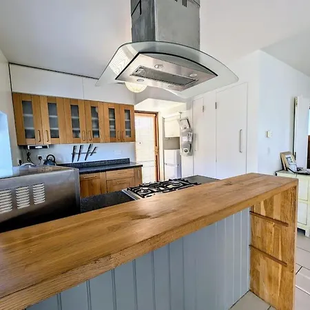 Fiona's Perfect Retreat *