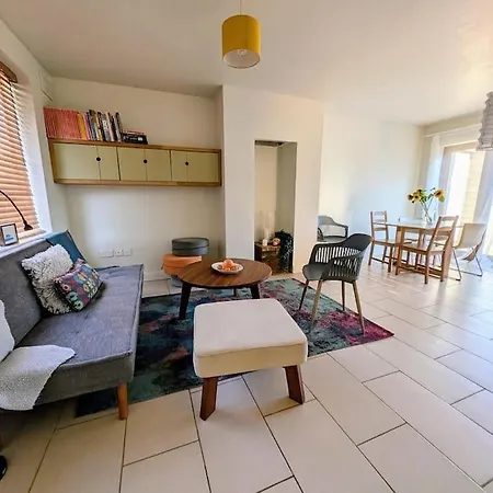 بيت للعطل Fiona's Perfect Retreat دبلن